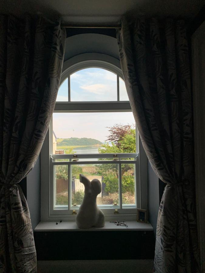 라파른 Dylan Thomas Sea View B&B 외부 사진