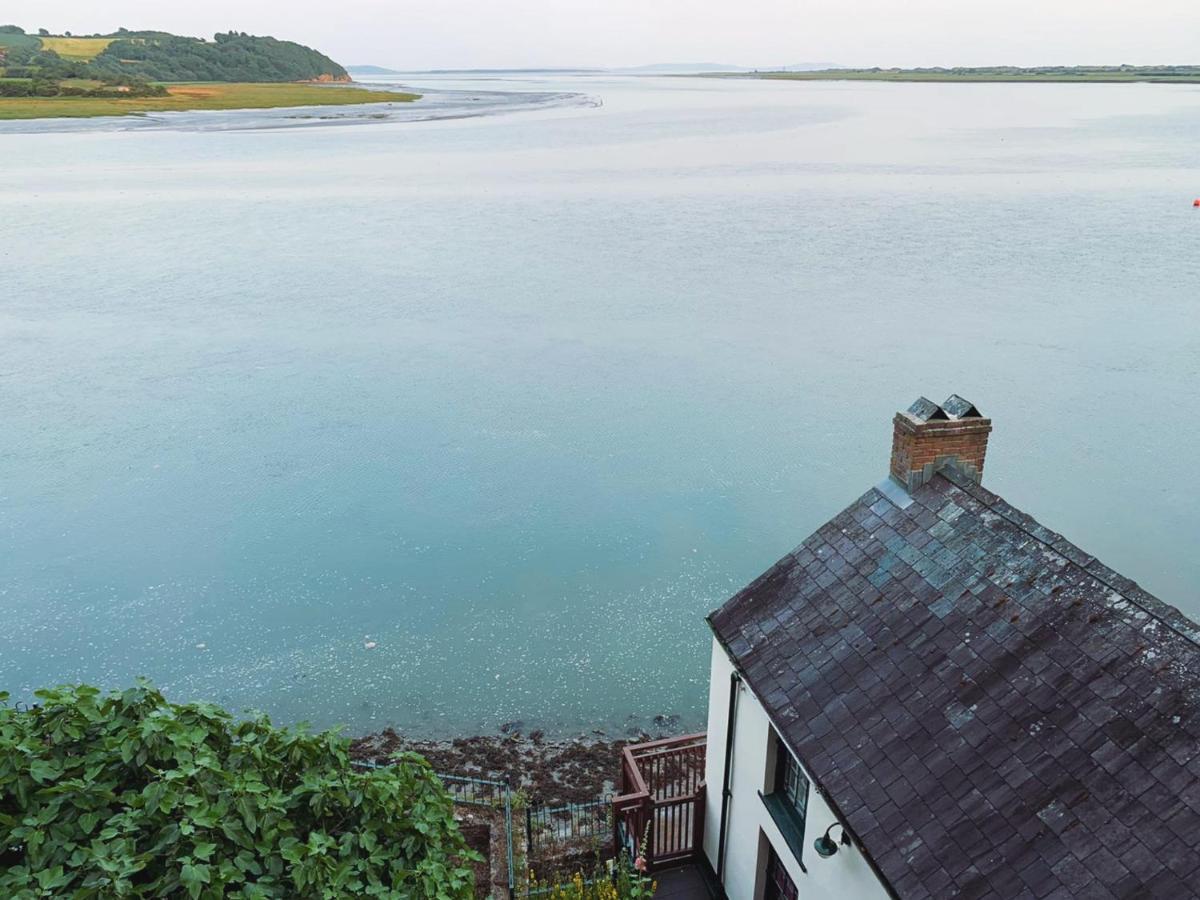 라파른 Dylan Thomas Sea View B&B 외부 사진