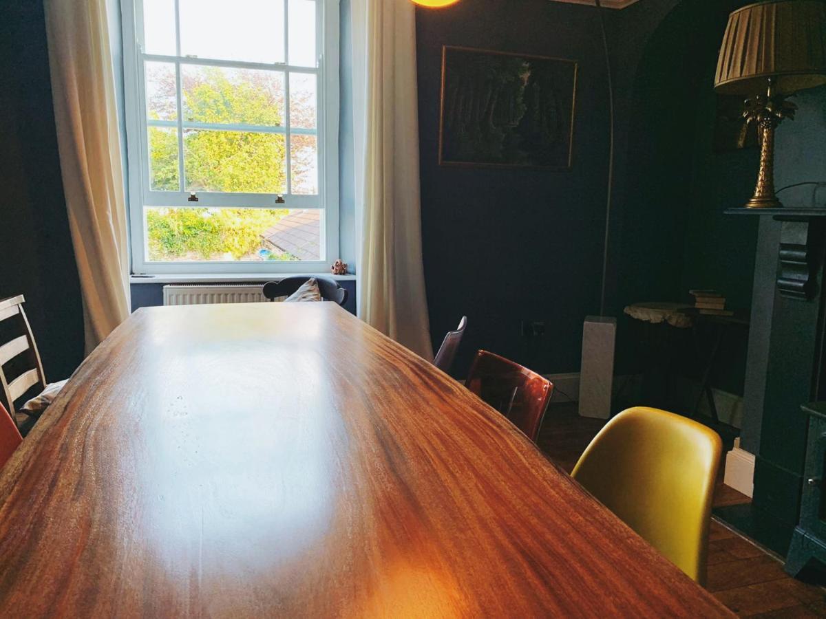 라파른 Dylan Thomas Sea View B&B 외부 사진
