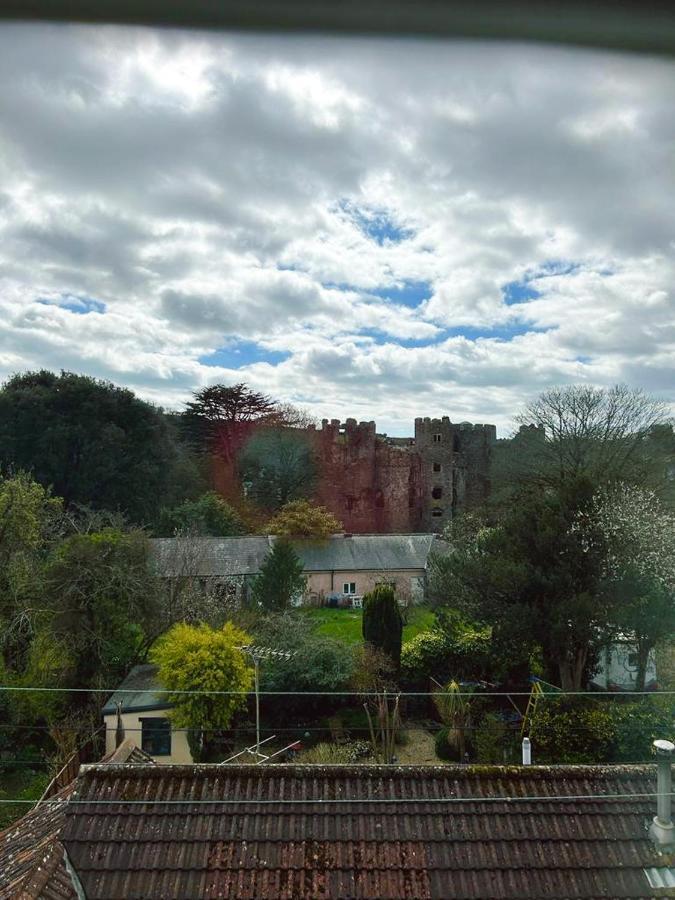 라파른 Dylan Thomas Sea View B&B 외부 사진